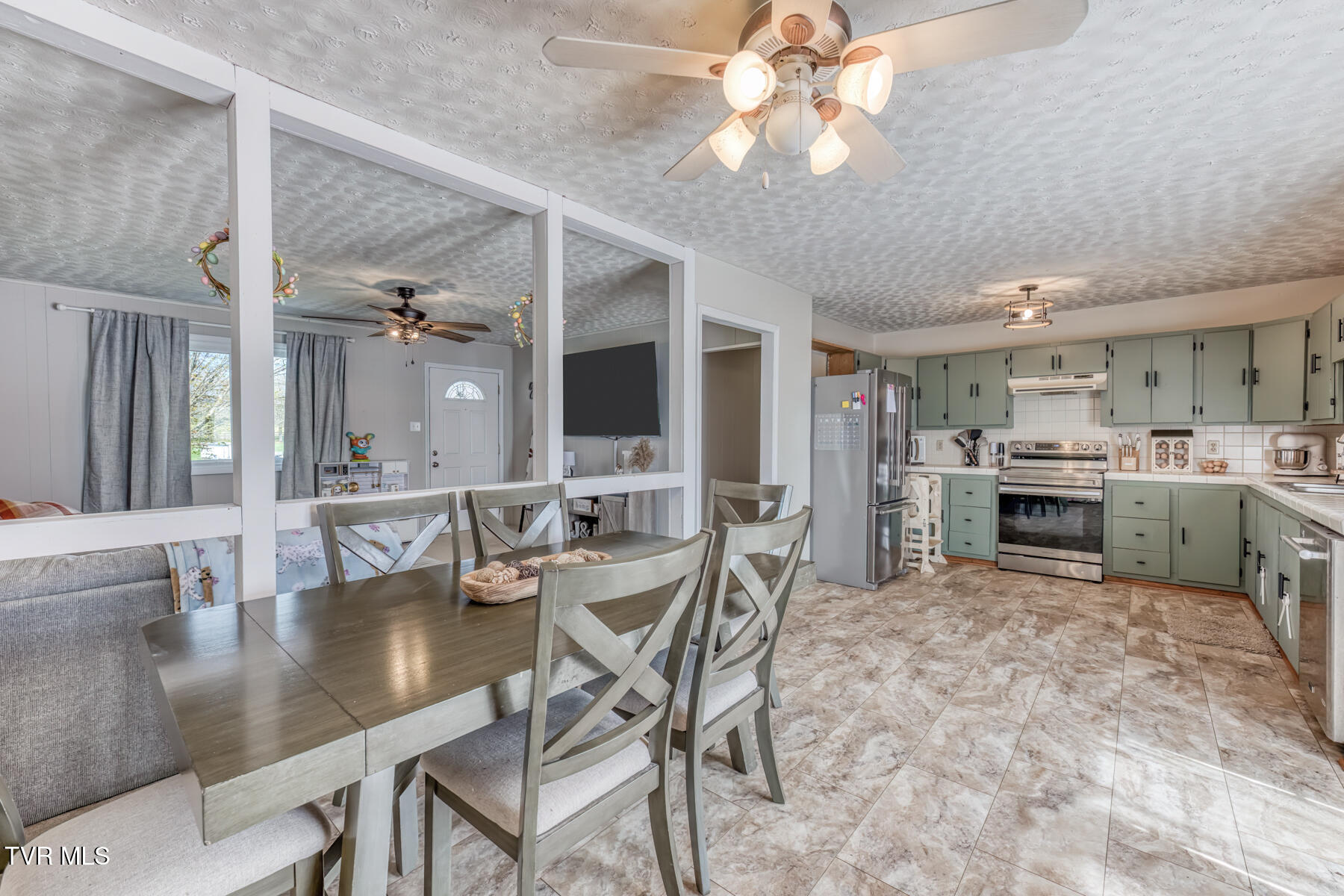 797 Muddy Creek Road Piney Flats, TN 37686 - Photo 12 of 48 797 Muddy Creek Rd-13