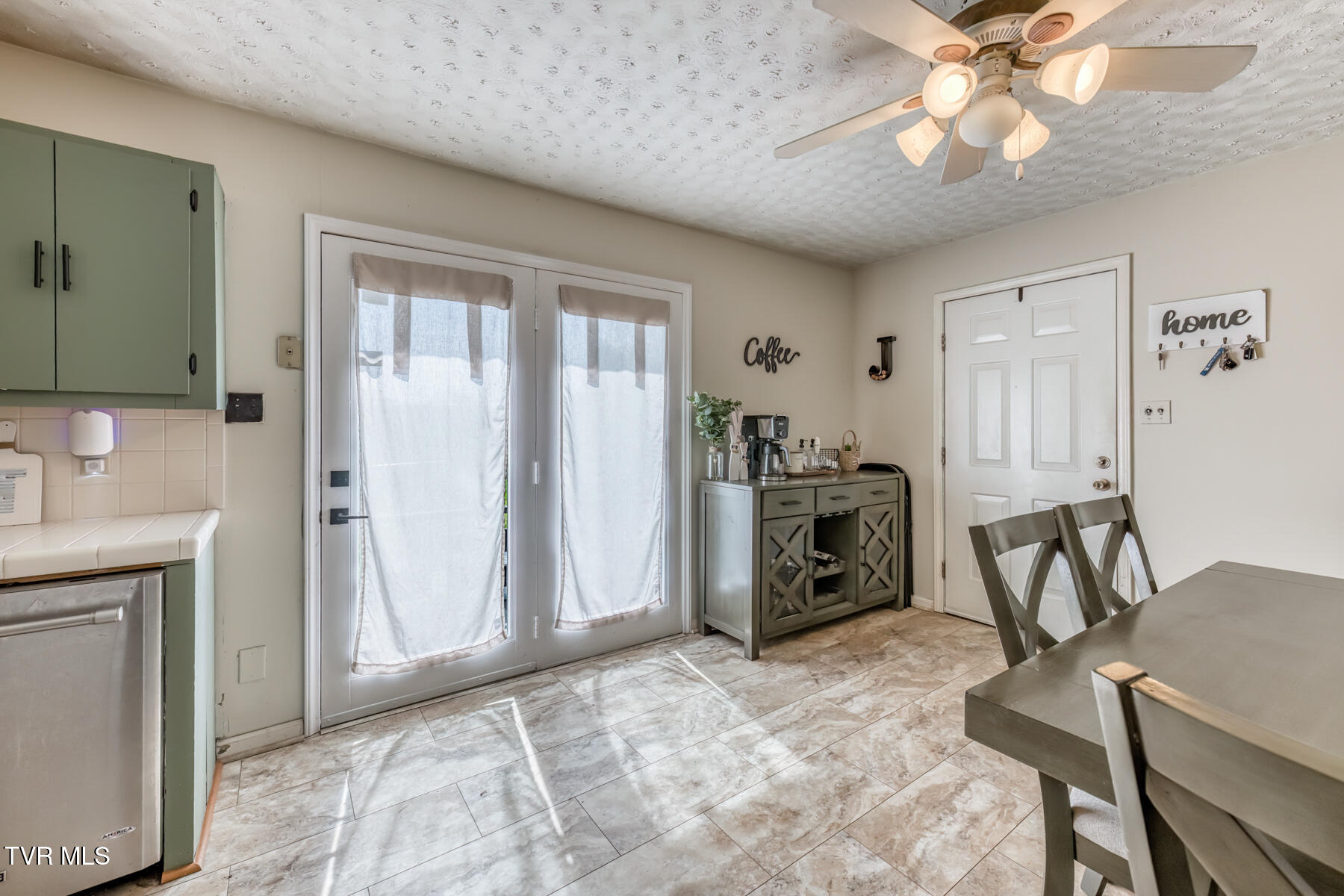 797 Muddy Creek Road Piney Flats, TN 37686 - Photo 14 of 48 797 Muddy Creek Rd-15