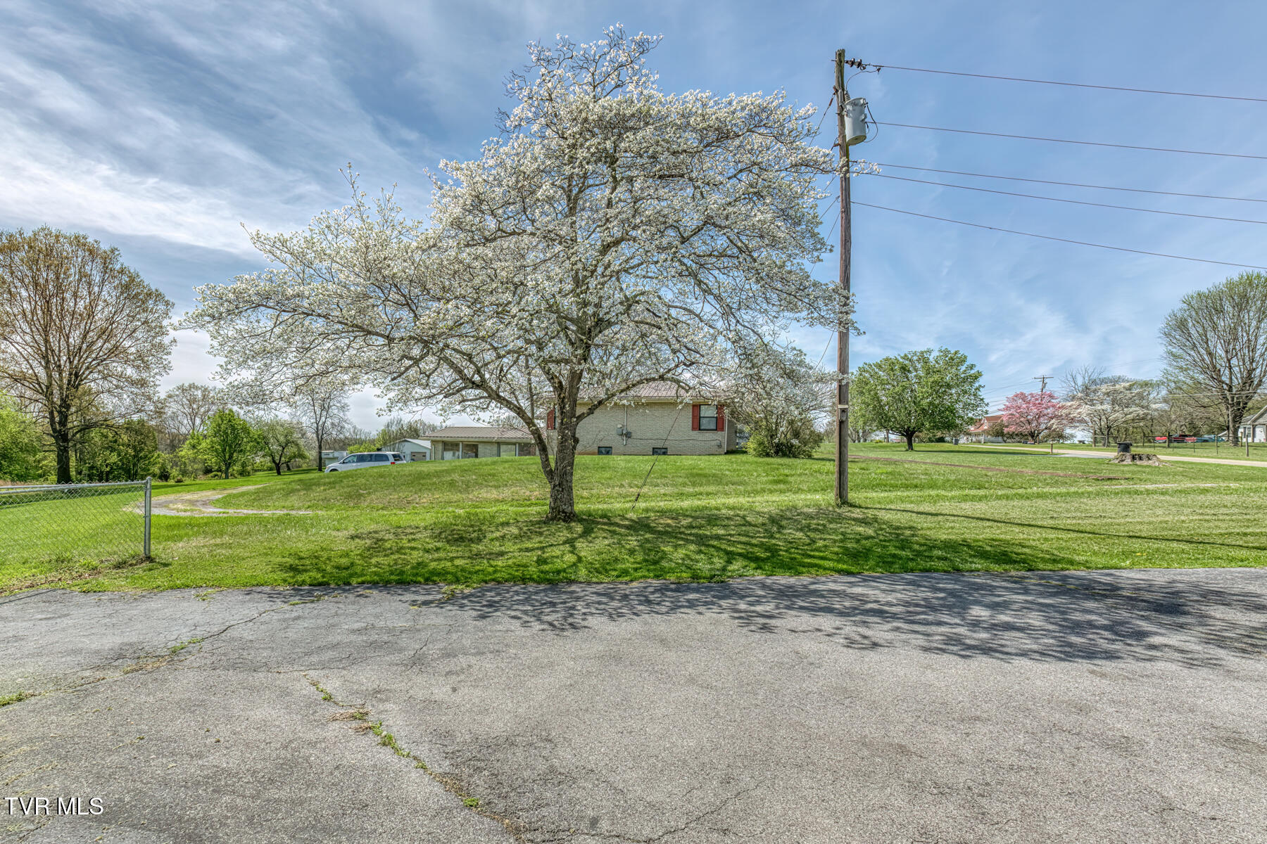797 Muddy Creek Road Piney Flats, TN 37686 - Photo 31 of 48 797 Muddy Creek Rd-32
