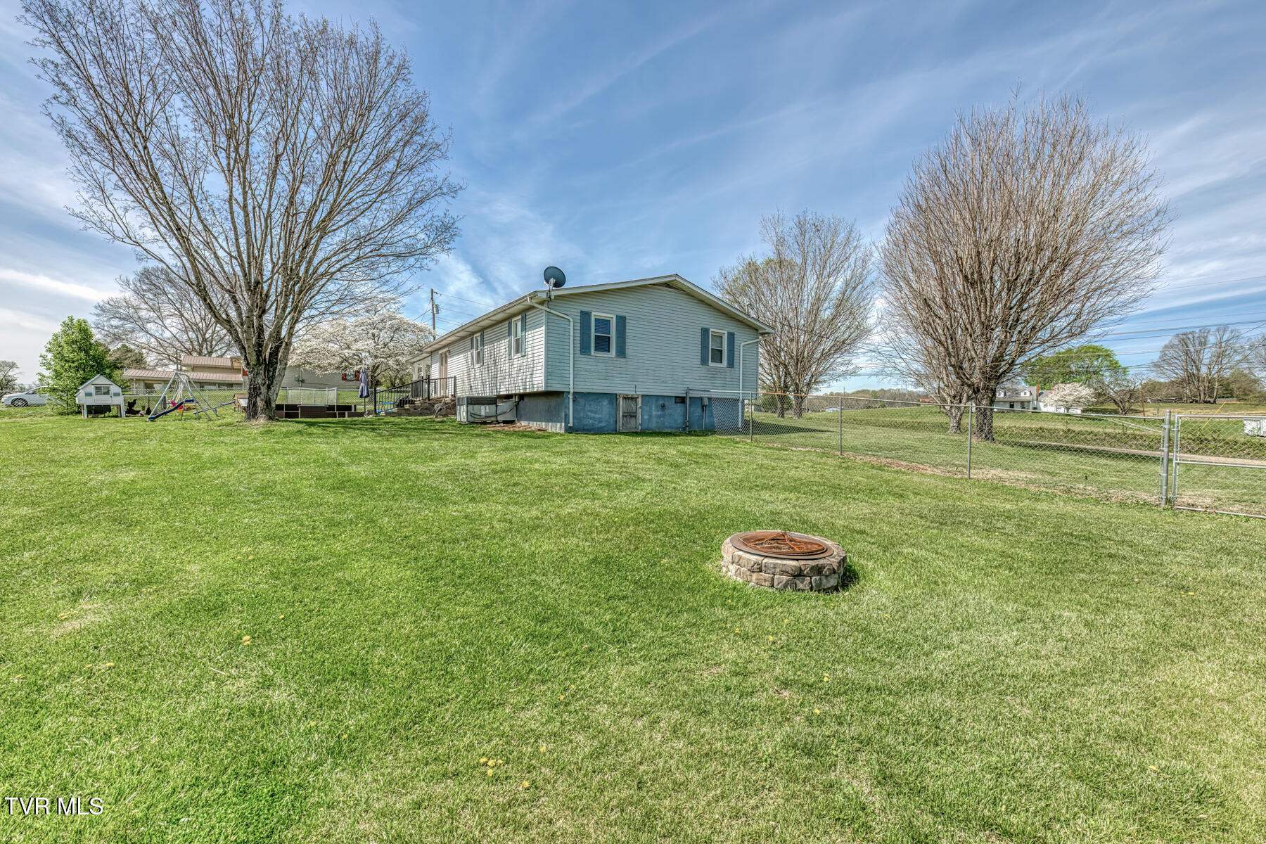 797 Muddy Creek Road Piney Flats, TN 37686 - Photo 40 of 48 797 Muddy Creek Rd-41