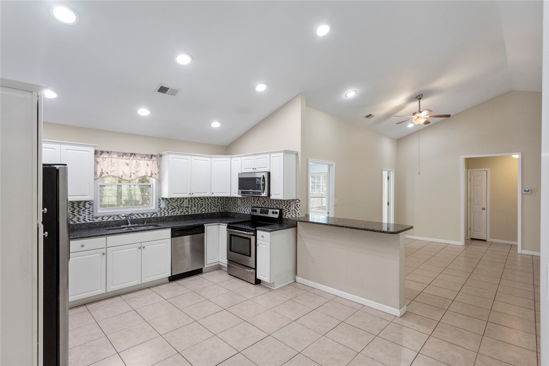 146 Jefferson Road West Union, SC 29696 - Photo 17 of 44