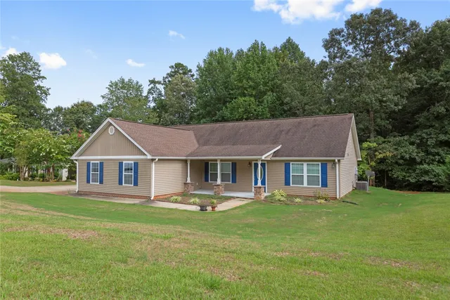 $298,500 | 146 Jefferson Road, West Union, SC 29696