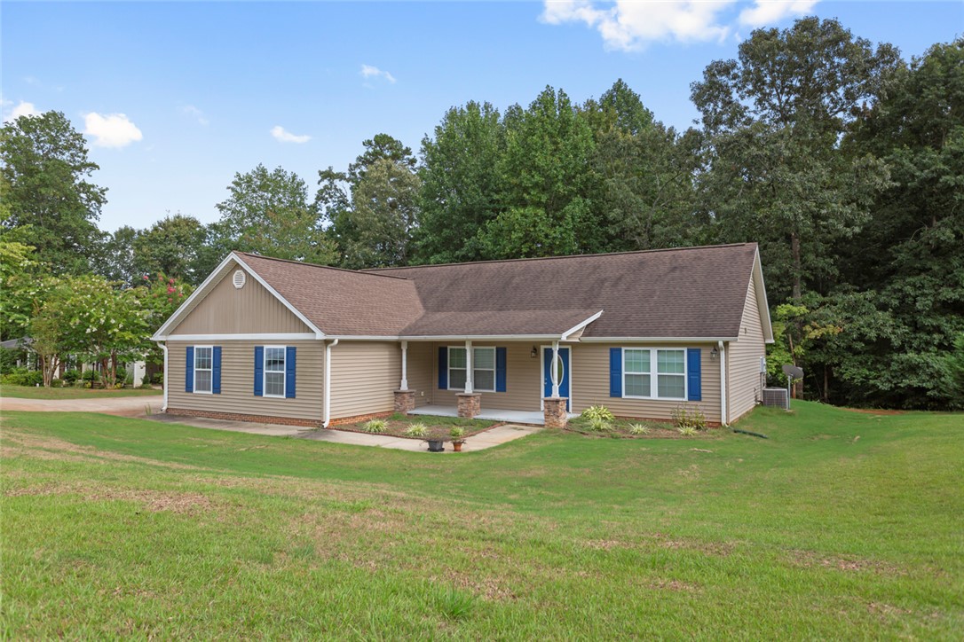 146 Jefferson Road West Union, SC 29696 - Photo 2 of 44