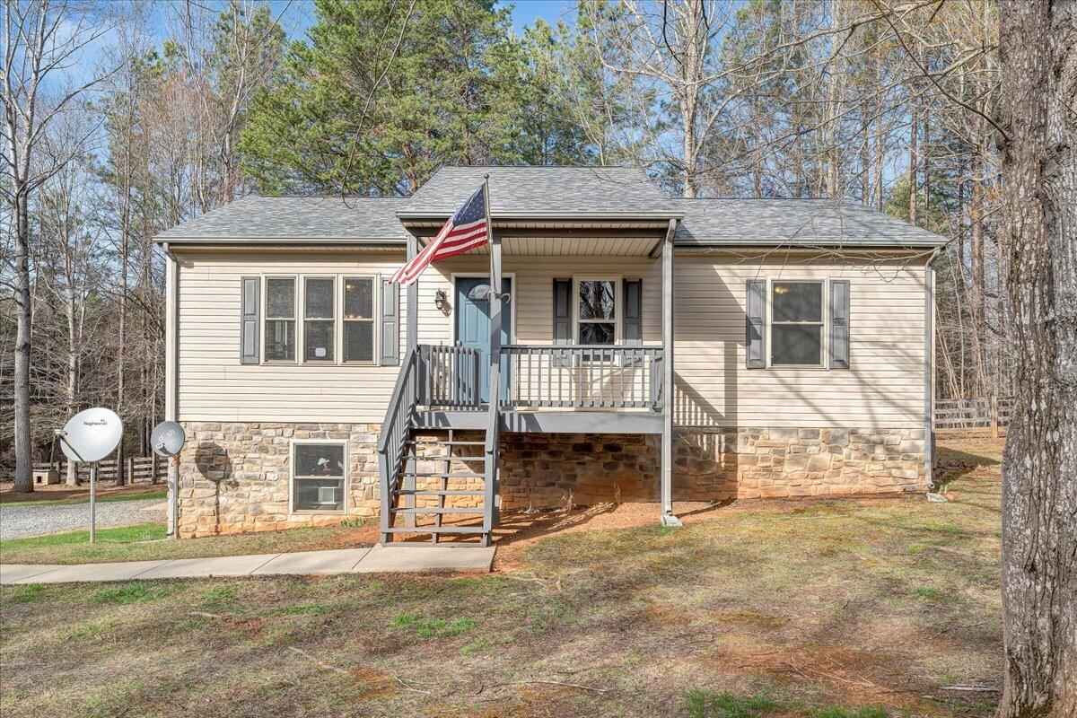2120 Eagle Point Road Huddleston, VA 24104 - Photo 2 of 29 02-MIB01095A