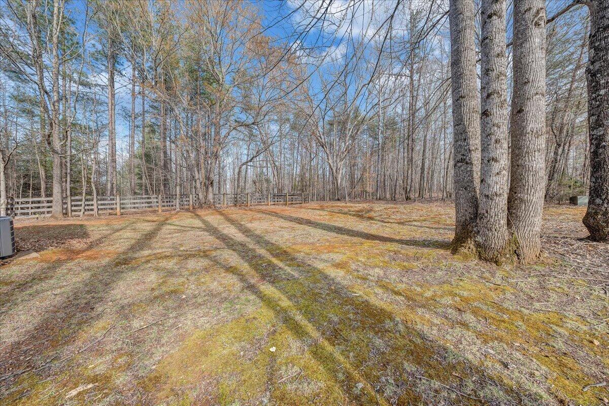 2120 Eagle Point Road Huddleston, VA 24104 - Photo 21 of 29 21-MIB01053