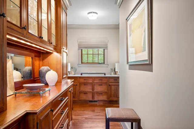 $3,450,000 | 145 Moffett Road, Lake Bluff, IL 60044