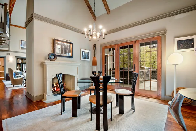 $3,450,000 | 145 Moffett Road, Lake Bluff, IL 60044