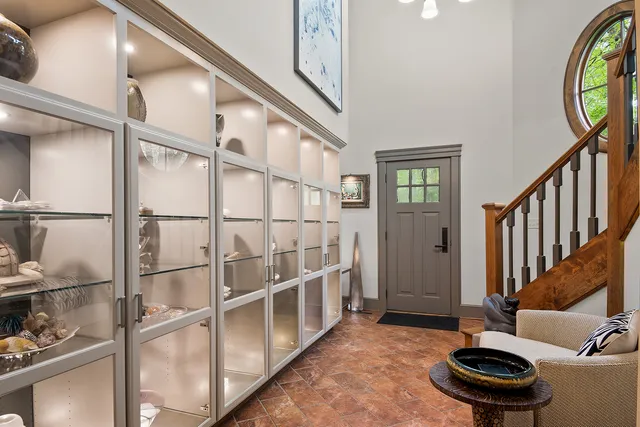 $3,450,000 | 145 Moffett Road, Lake Bluff, IL 60044