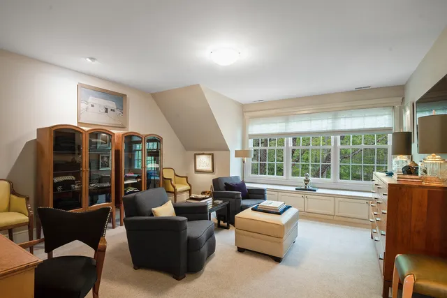 $3,450,000 | 145 Moffett Road, Lake Bluff, IL 60044