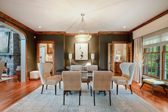 $3,450,000 | 145 Moffett Road, Lake Bluff, IL 60044