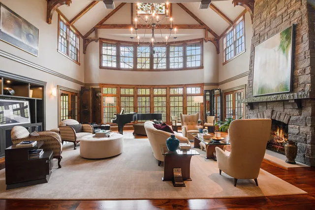 $3,450,000 | 145 Moffett Road, Lake Bluff, IL 60044