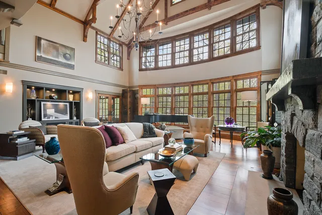 $3,450,000 | 145 Moffett Road, Lake Bluff, IL 60044