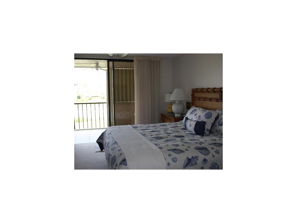 1850 Bay Road, Unit 2D Vero Beach, FL 32963 - Photo 8 of 8 Gallery Image 8