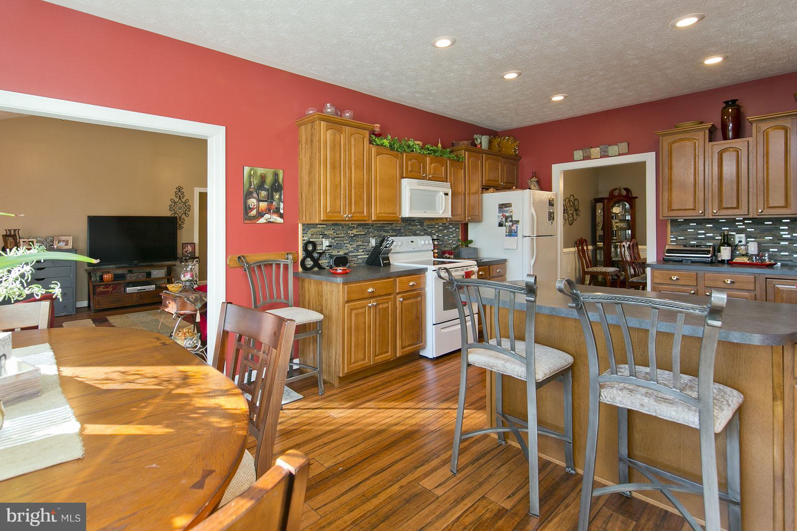 135 Holiday Road Cross Junction, VA 22625 - Photo 8 of 30 Kitchen