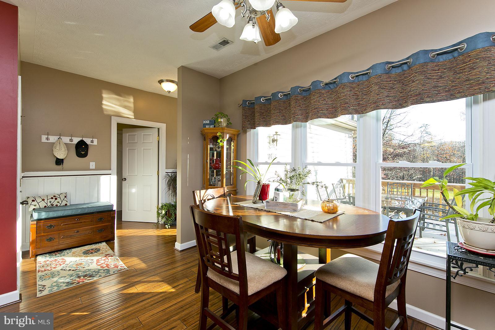 135 Holiday Road Cross Junction, VA 22625 - Photo 9 of 30 Interior (General)