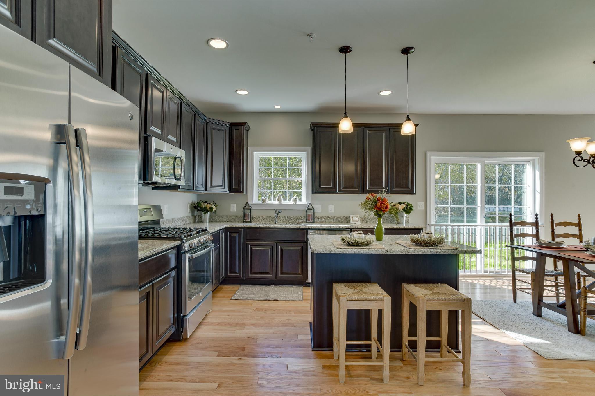 4821 Ridge Road Baltimore, MD 21237 - Photo 17 of 25 Kitchen