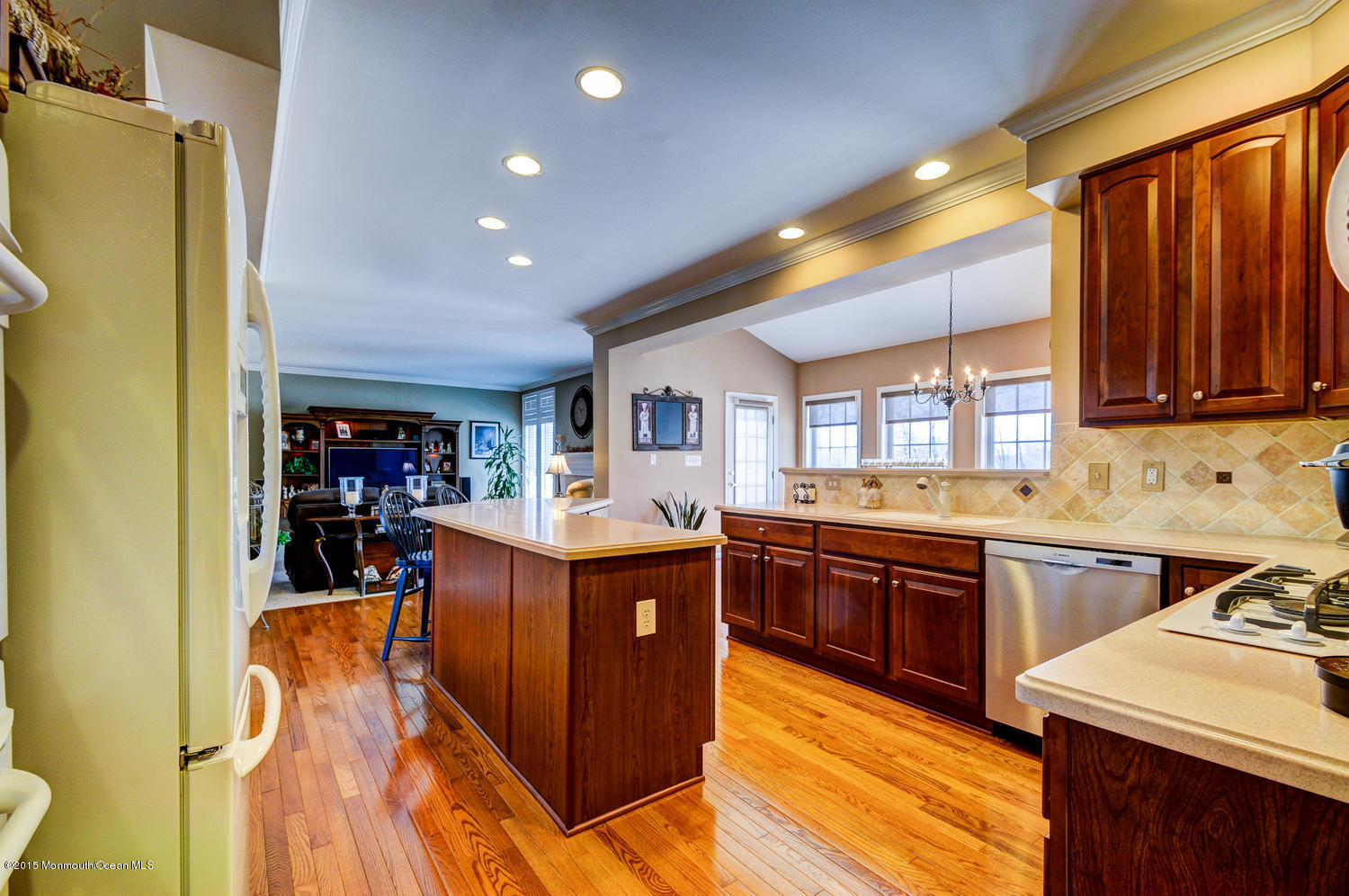 24 Jake Drive Cream Ridge, NJ 08514 - Photo 8 of 34 Kitchen