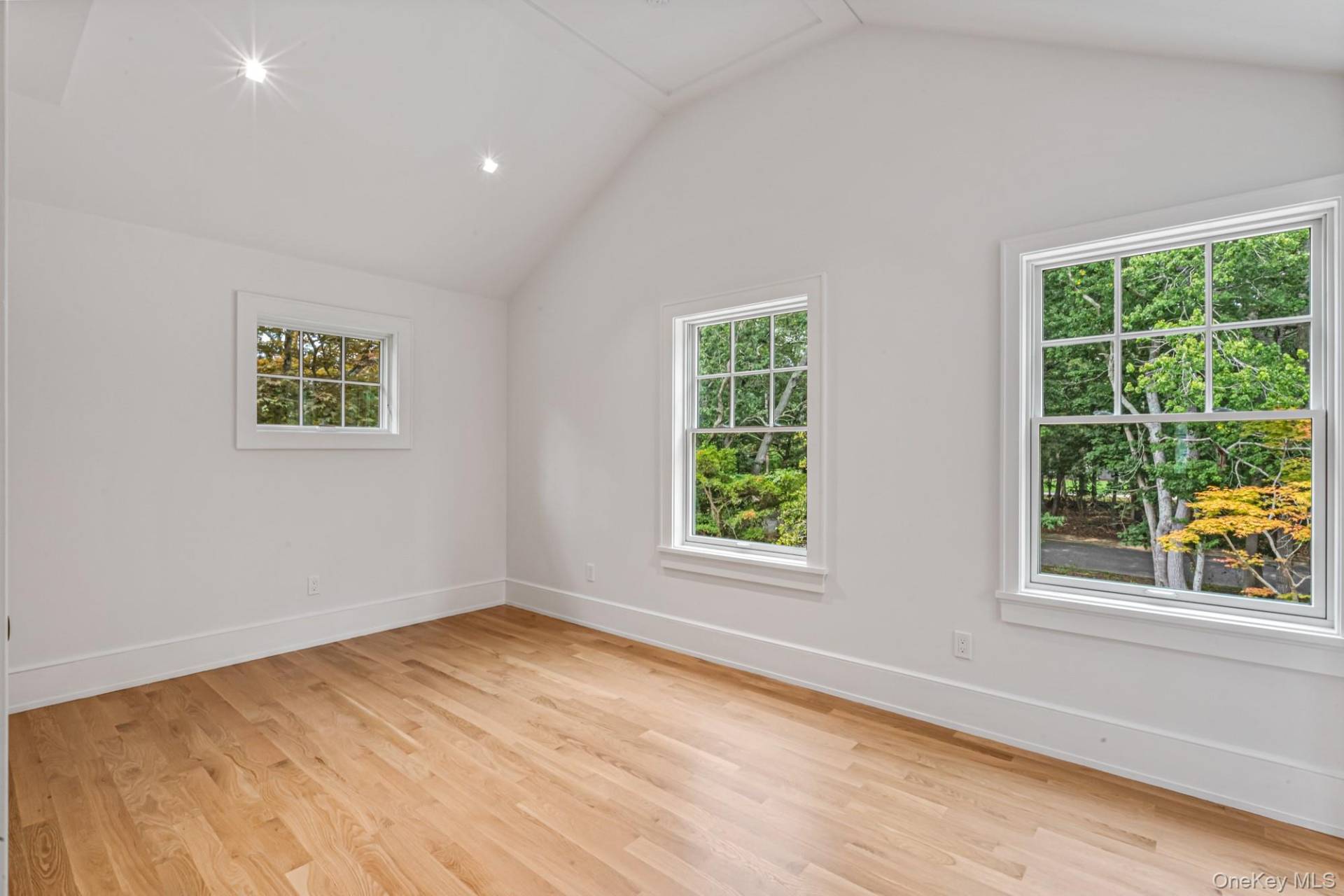 36 Jagger Lane Westhampton, NY 11977 - Photo 24 of 41 an empty room with a window