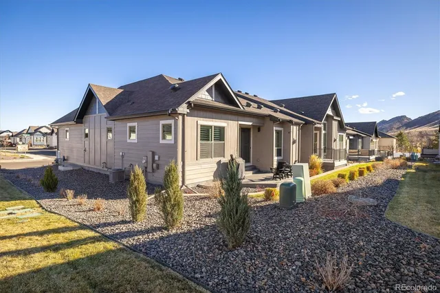 $800,000 | 8263 South Queen Street, Littleton, CO 80127