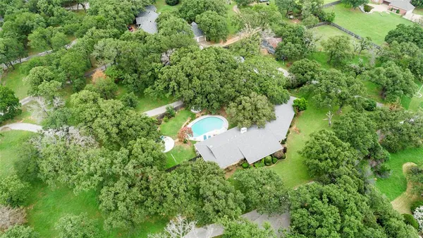 a view of a house in a yard