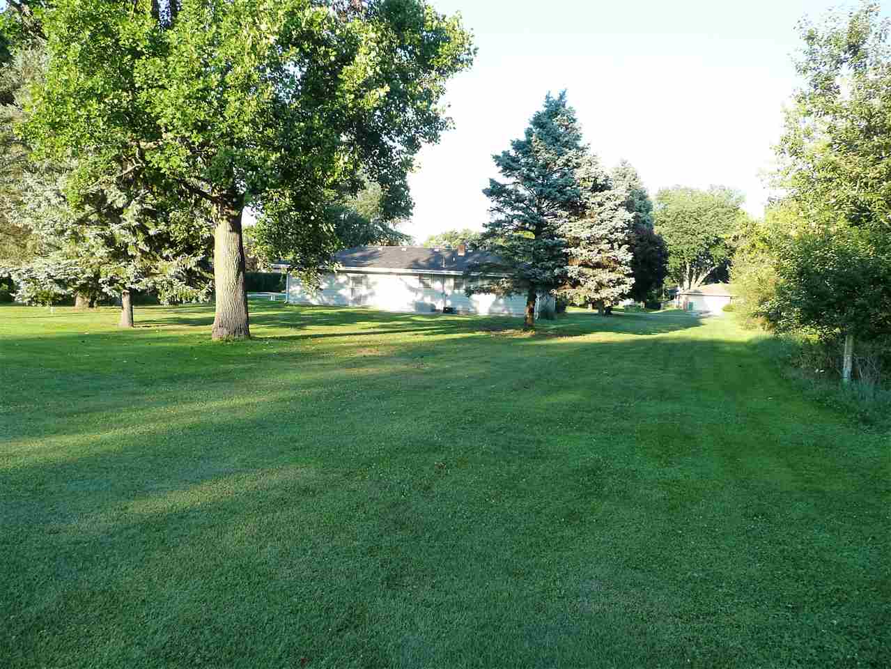 51525 Orange Road South Bend, IN 46628 - Photo 16 of 30 Gallery Image 16