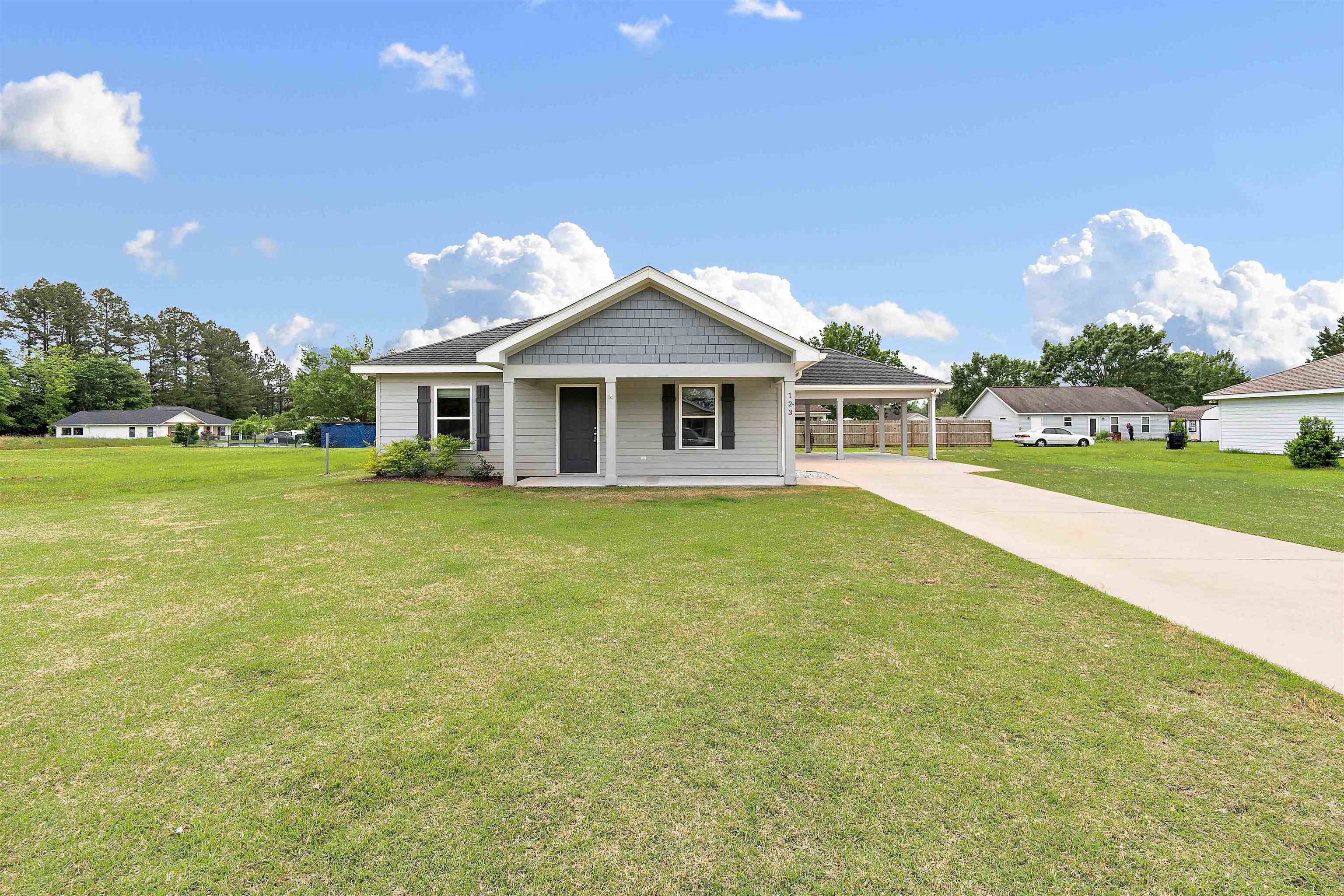 123 Eagle's Loop Robertsdale, AL 36567 - Photo 3 of 22