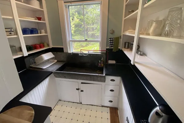 $1,175,000 | 31 Green Head Lane, Stonington, ME 04681