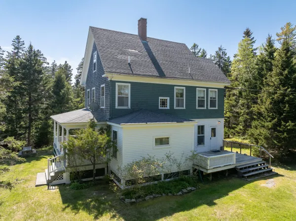 $1,175,000 | 31 Green Head Lane, Stonington, ME 04681