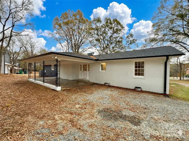 $425,000 | 221 Pecan Drive, Oakboro, NC 28129