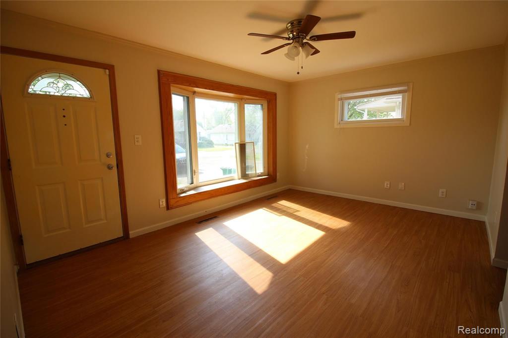 6320 Central Street Romulus, MI 48174 - Photo 4 of 15