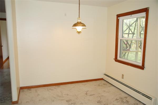 54 Burncolt Road Northampton, MA 01062 - Photo 5 of 15