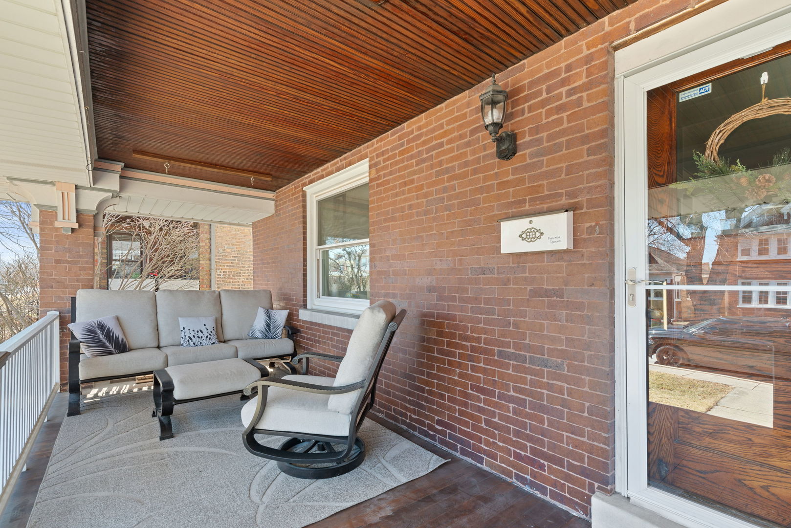 605 Thomas Avenue Forest Park, IL 60130 - Photo 3 of 32