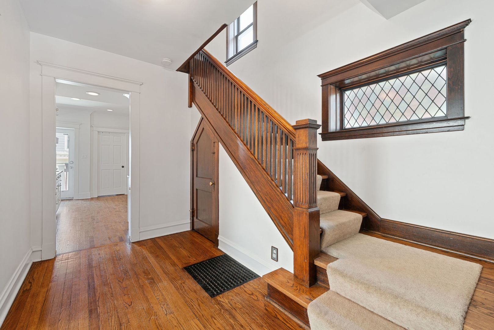 605 Thomas Avenue Forest Park, IL 60130 - Photo 4 of 32