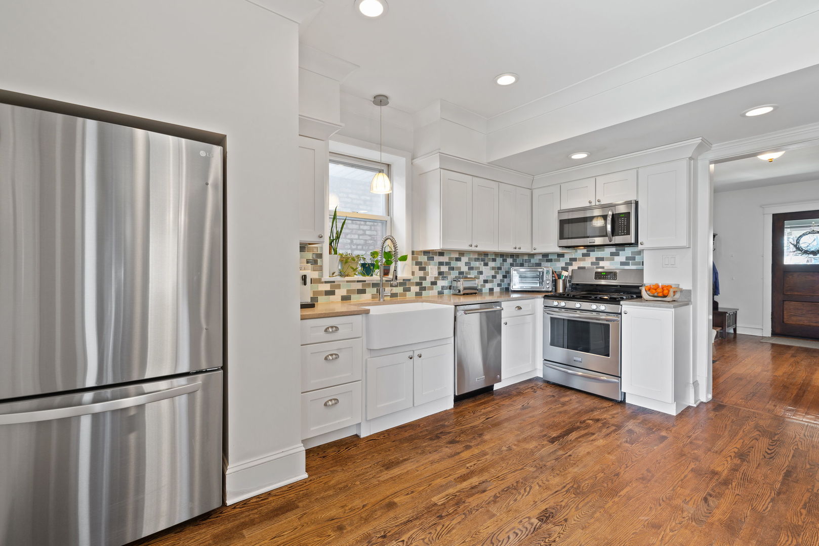 605 Thomas Avenue Forest Park, IL 60130 - Photo 10 of 32