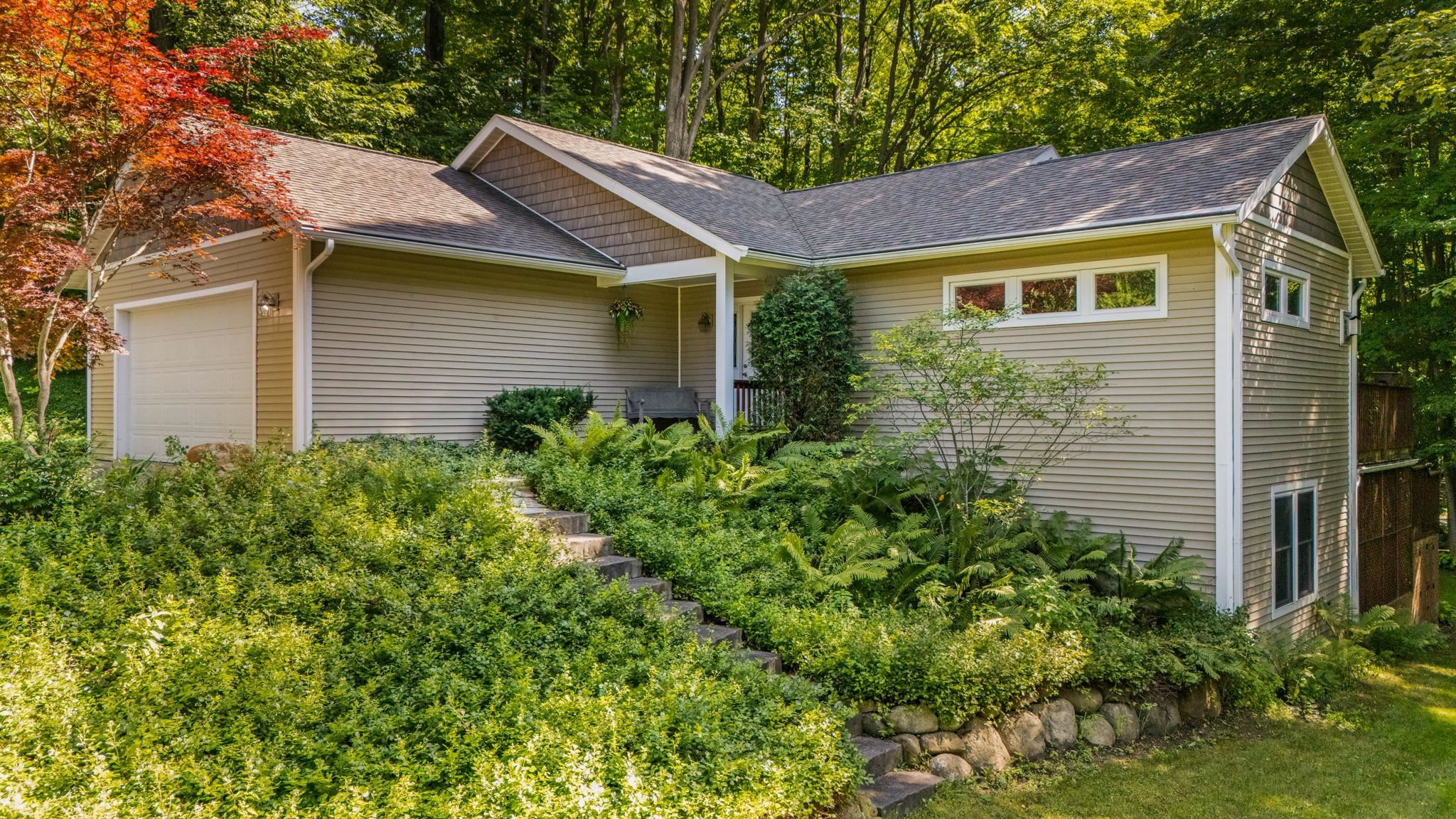 4651 Barnes Road Traverse City, MI 49684 - Photo 90 of 98 Gallery Image 90