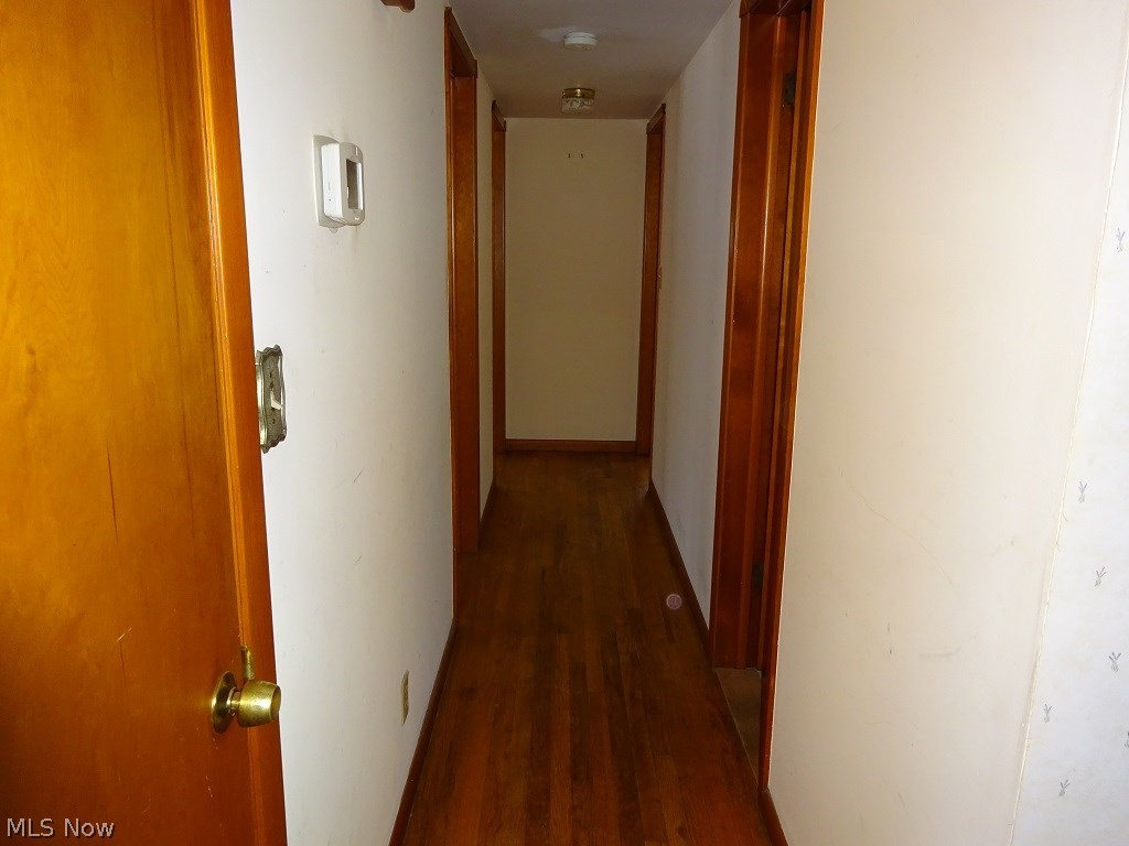 10027 Priem Road Strongsville, OH 44149 - Photo 10 of 22 Gallery Image 10