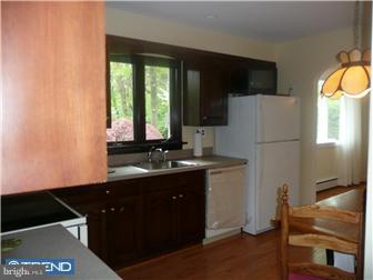416 Byberry Road Huntingdon Valley, PA 19006 - Photo 5 of 12 Kitchen