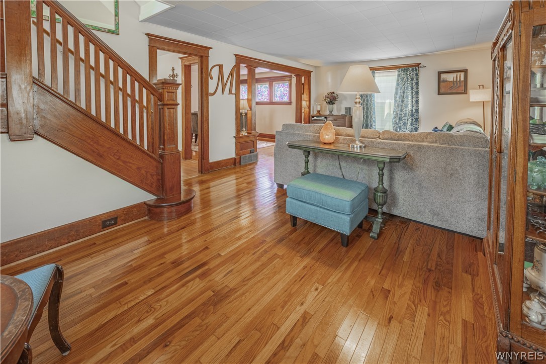 162 South Transit Street Lockport, NY 14094 - Photo 6 of 38