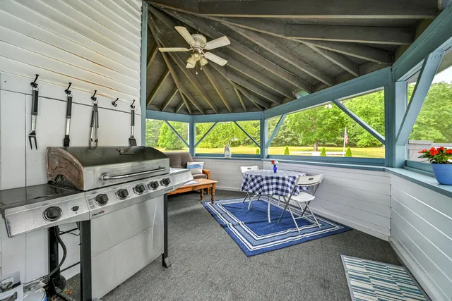 $529,000 | 725 Cedar Grove Road, Dresden, ME 04342