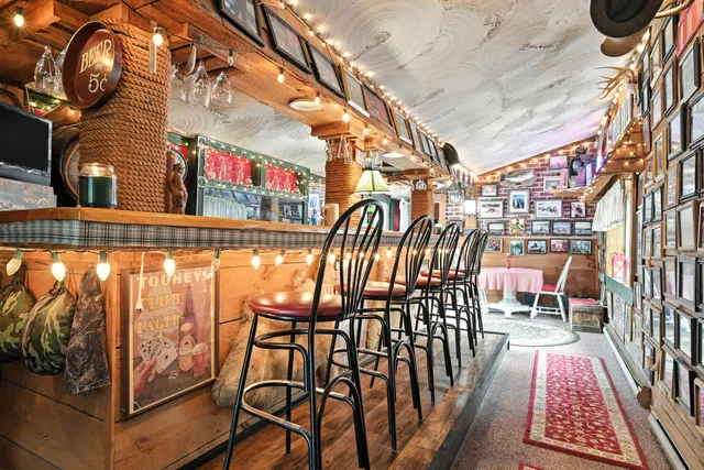 $529,000 | 725 Cedar Grove Road, Dresden, ME 04342