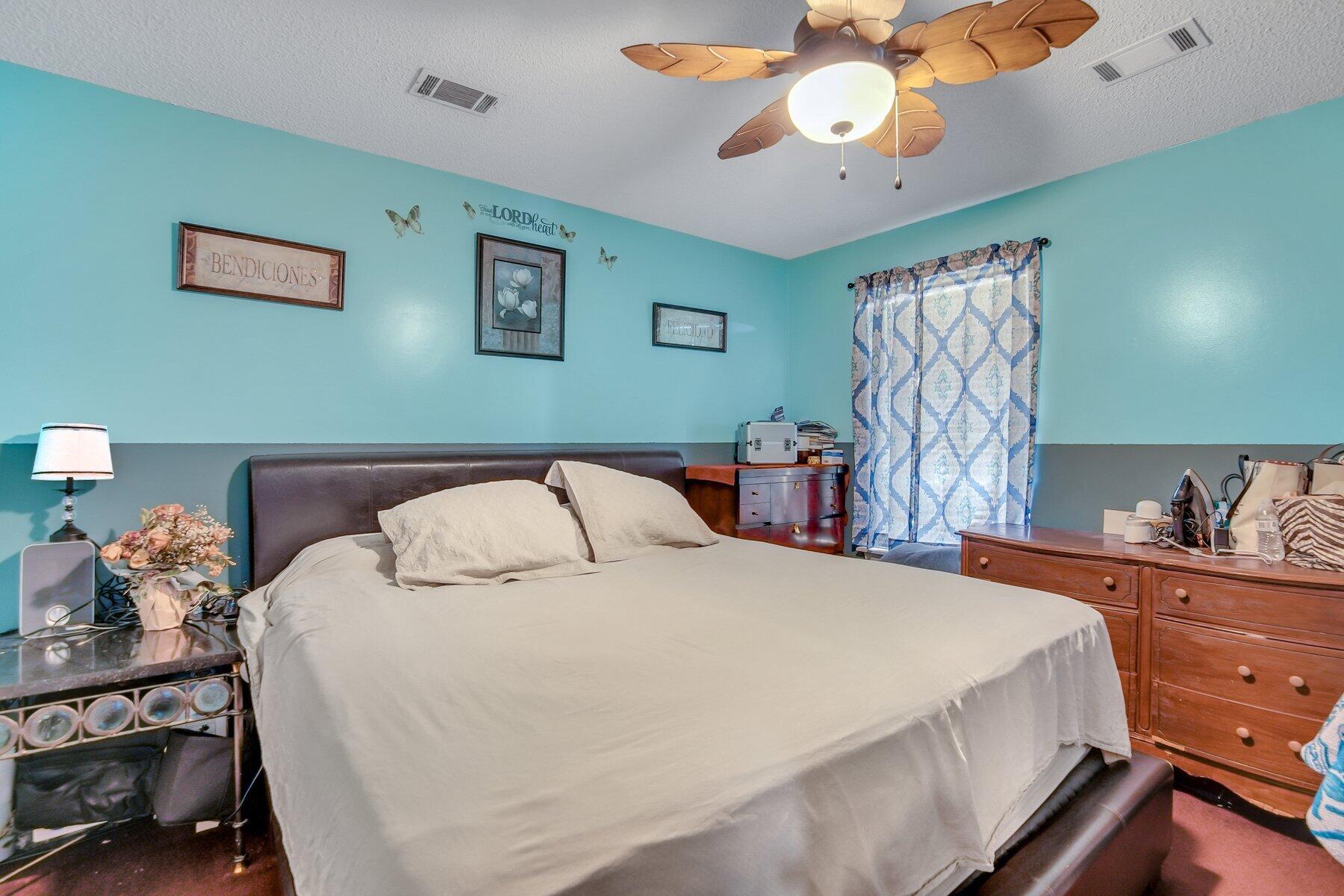 114 Cambridge Road Summerville, SC 29486 - Photo 9 of 17 A7406128.jpg-SMALL