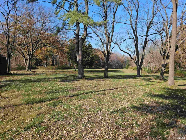 $98,900 | 11500 East Idlewood Road, Mount Vernon, IL 62864