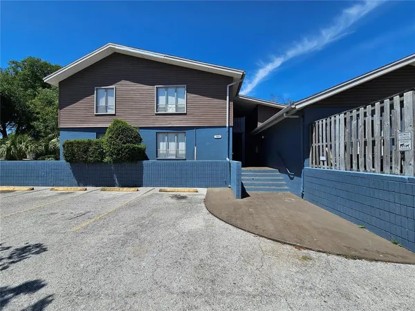 $1,250 | 7601 Paula Drive, Unit 3, Tampa, FL 33615