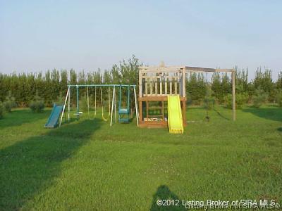 4050 Hill Grove Road Southwest Corydon, IN 47112 - Photo 3 of 5