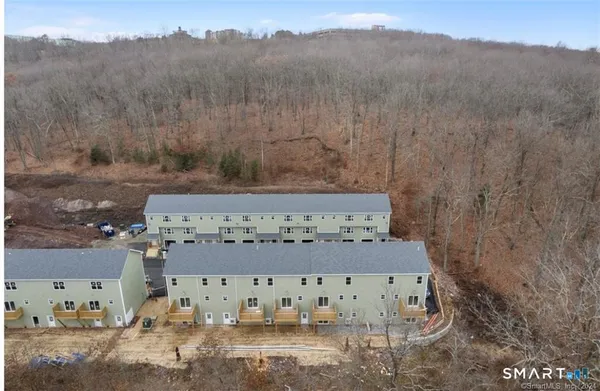 $2,950 | 455 R Sherman Avenue, Unit 6, Hamden, CT 06518