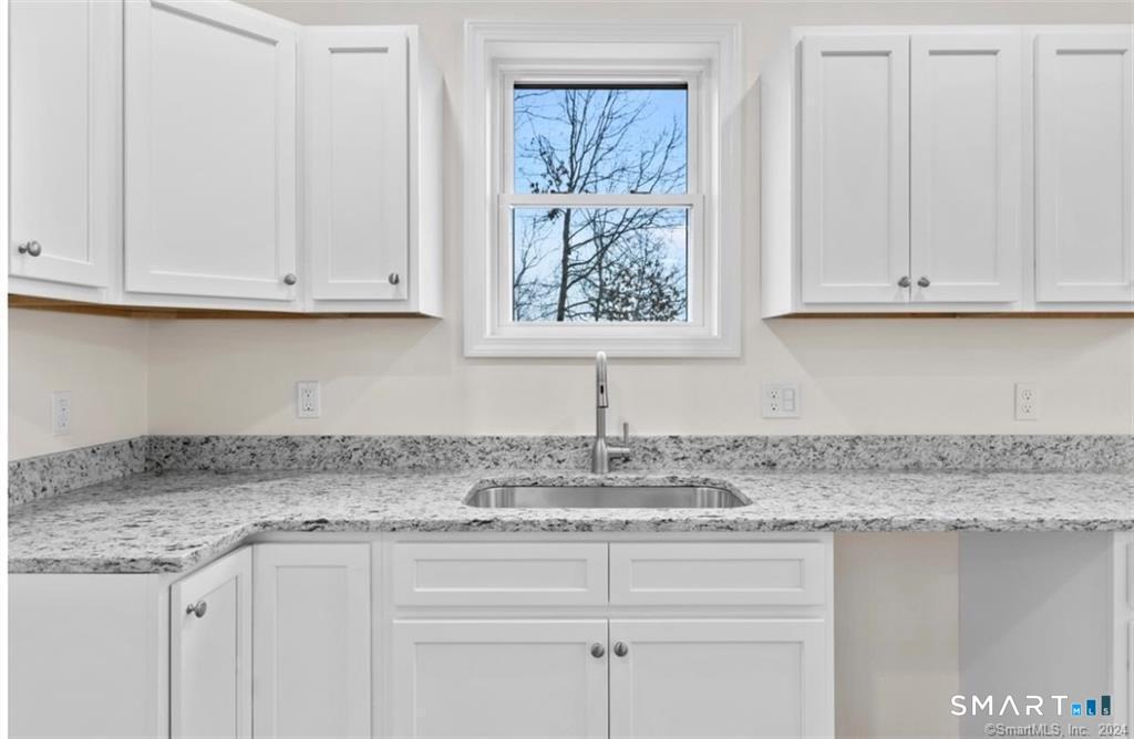 455 R Sherman Avenue, Unit 6 Hamden, CT 06518 - Photo 2 of 10