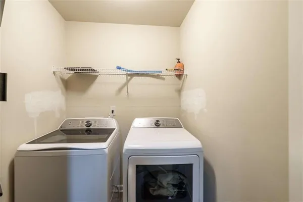 a picture of a wall with a white wall and white wall