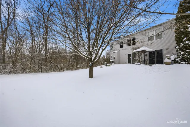 $2,200 | 966 Ainsley Drive, Unit 966, West Chicago, IL 60185