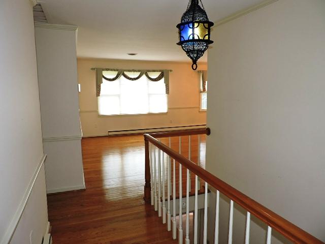 3210 Longhorn Road Roanoke, VA 24018 - Photo 14 of 42 Foyer