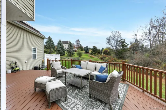 $999,000 | 4 Camelback Road, Chester, NY 10918